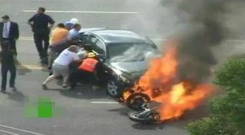 欧美骑摩托的男人视频,硬朗男性魅力的独特演绎