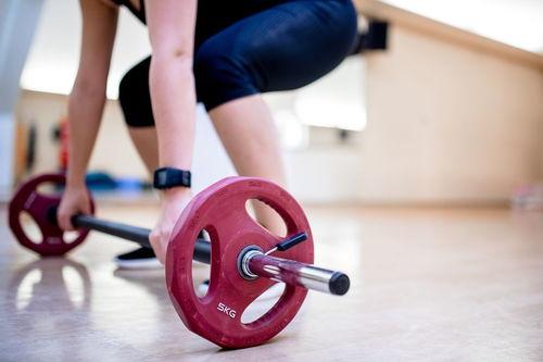 欧美练腹肌视频,欧美健身达人教你高效练腹肌技巧揭秘