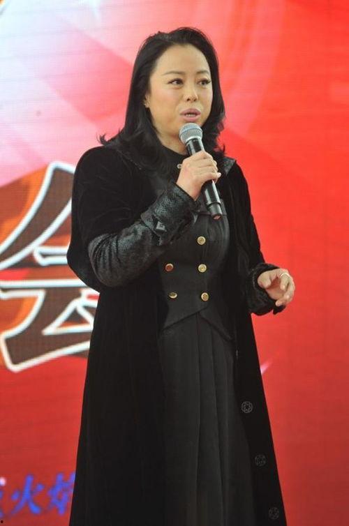 黄绮珊要移民欧美吗视频,揭秘歌手未来动向