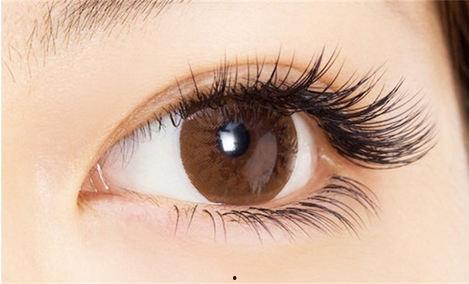 欧美超长睫毛嫁接视频,打造迷人电眼新潮流