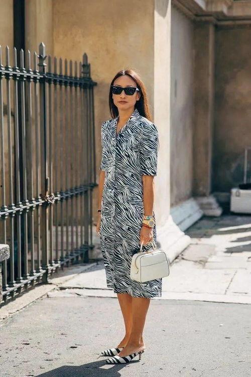 欧美人衣着打扮视频,从衣着打扮视频看西方时尚风采